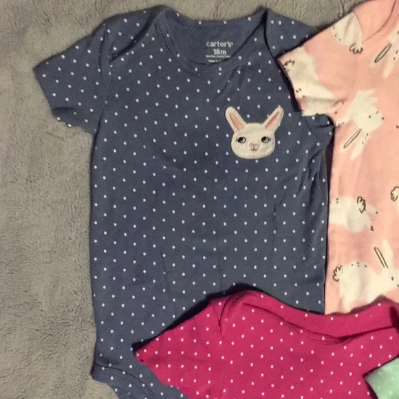 Carters set of 5 onesies, NWT, 18 month - Picture 2 of 7
